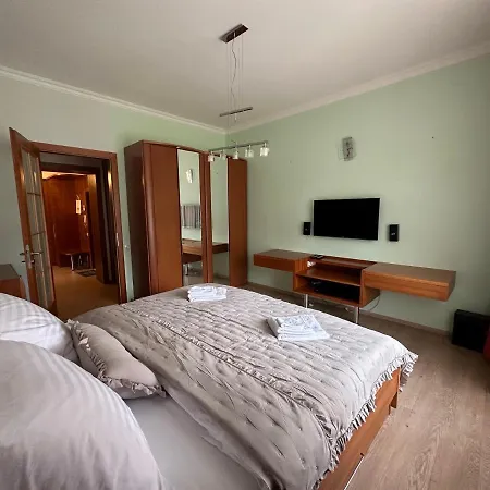 Sara's Apartamento *